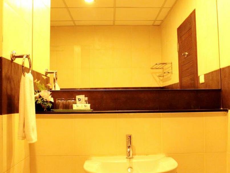 14 Resort Bangkok Extérieur photo
